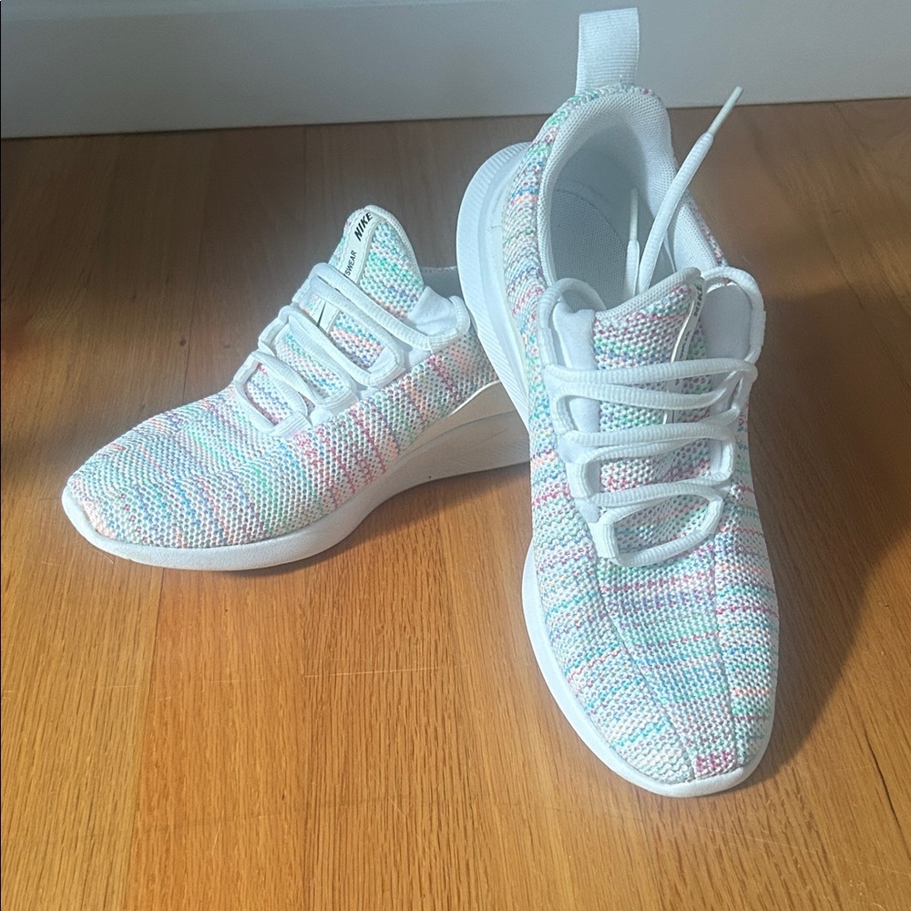 Nike Multicolor Women's Sneakers